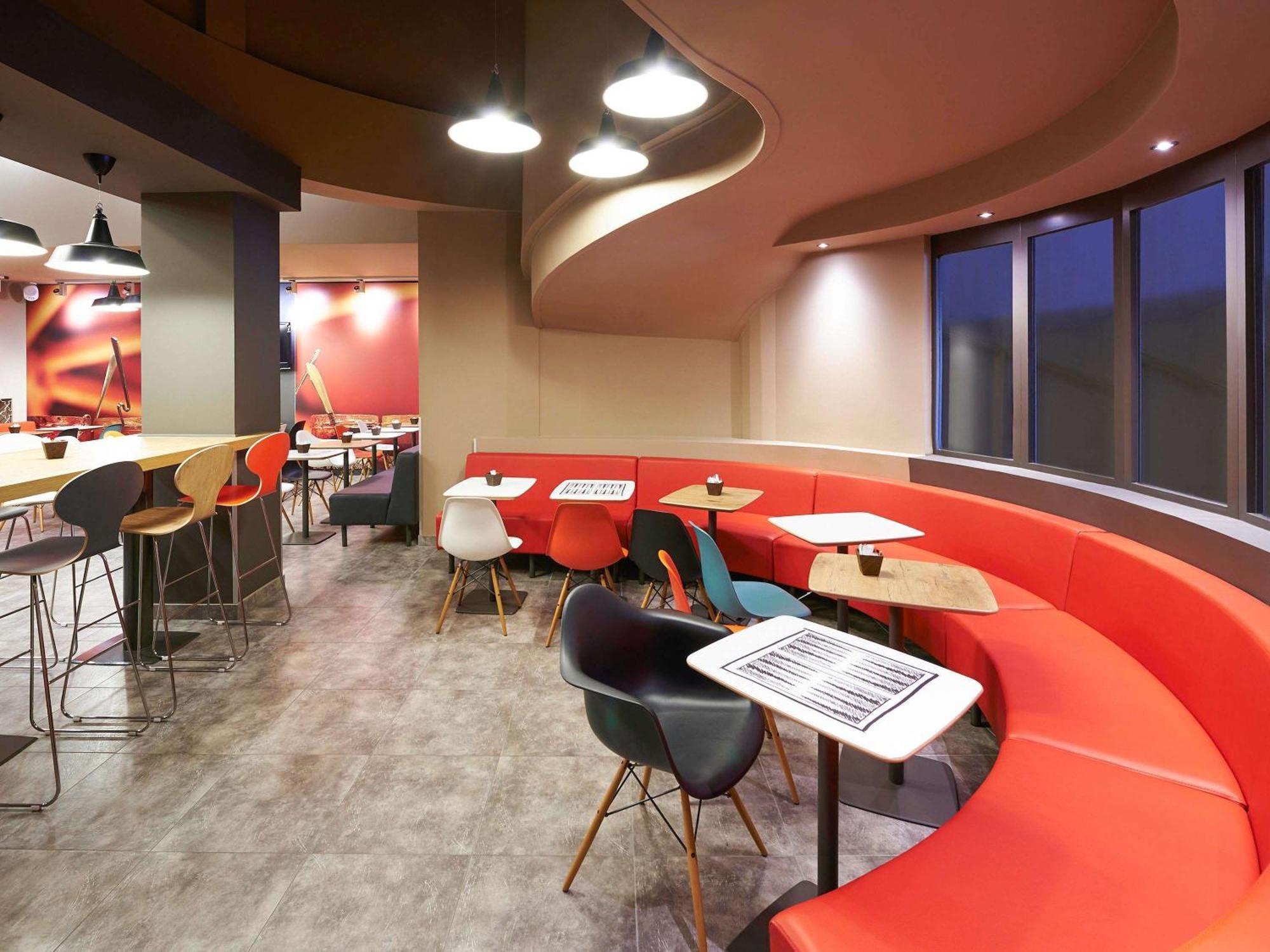 Ibis Strasbourg Centre Gare Hotel Exterior photo