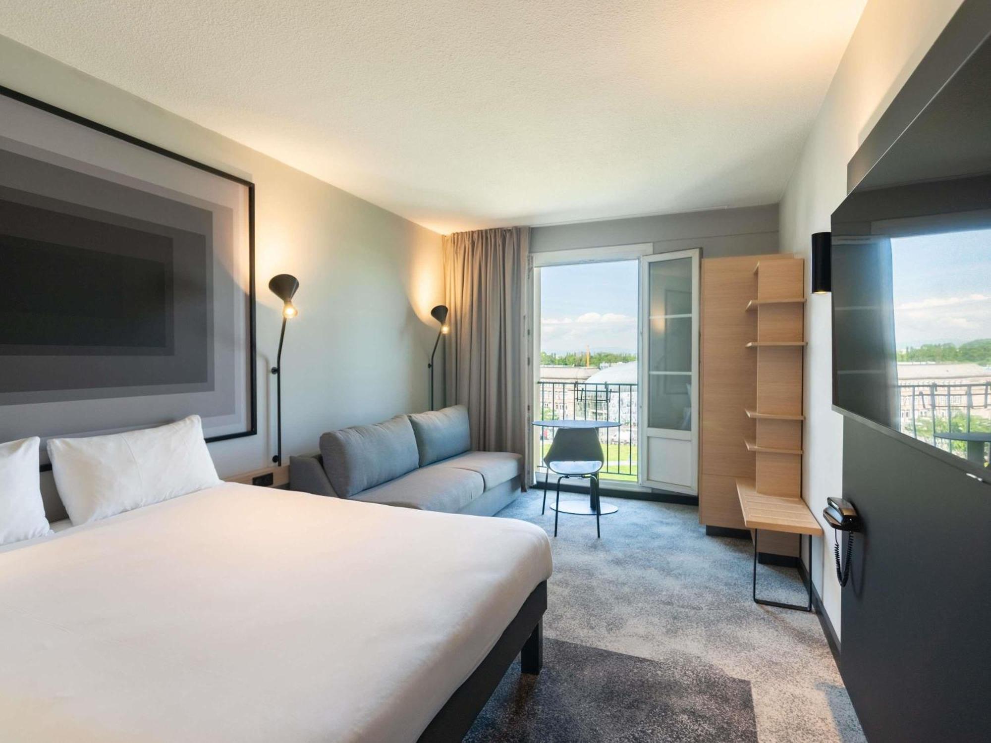 Ibis Strasbourg Centre Gare Hotel Exterior photo